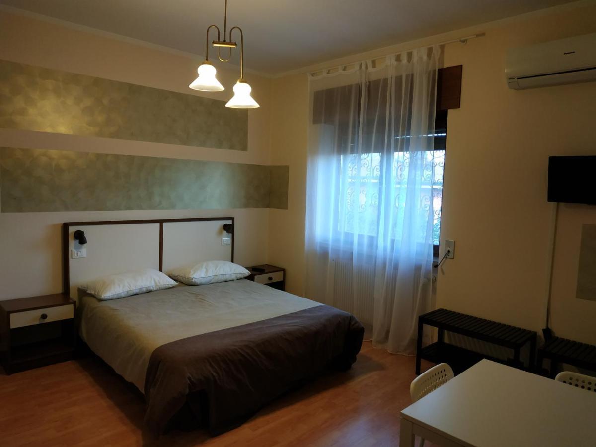 B&B Villa Filotea & Apartment Десенцано дел Гарда Екстериор снимка